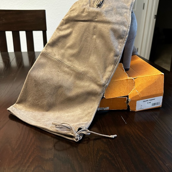 UNISA  TALL Boots - Picture 7 of 8